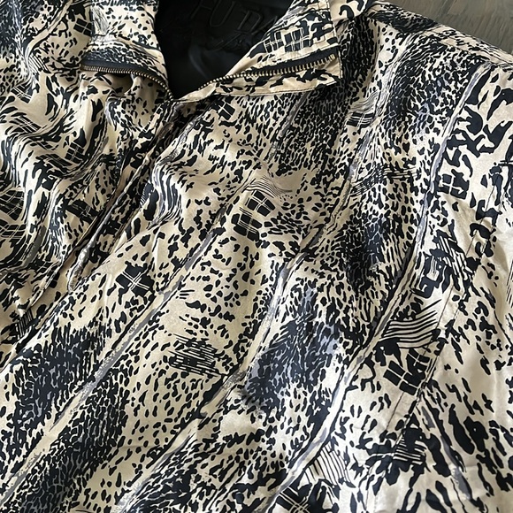 100% Silk Animal Print Zippered Jacket Shirt size large - Picture 5 of 9